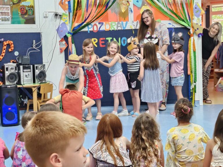 Zmajići ispratili svoje školarce