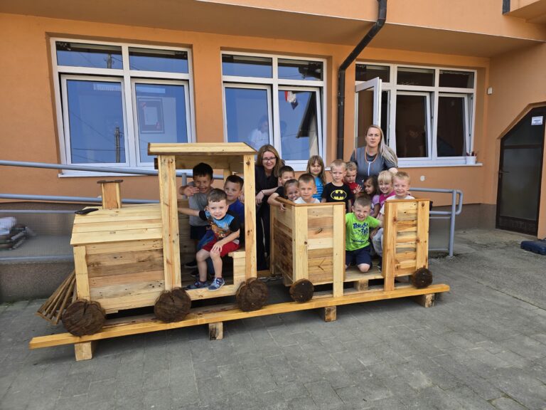 Kad se male ruke slože sve se može