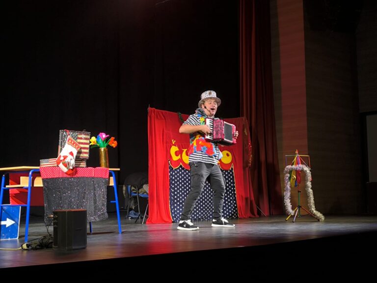 Vesela božićna priča – Došao nam je Klaun Čupko u naš vrtić!